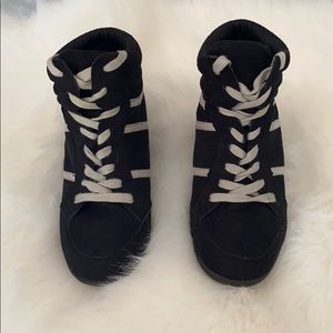 Charlotte Russe black heel size 6